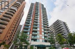 701 - 570 LAURIER AVENUE W  Ottawa, ON K1R 1C8