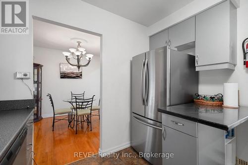 17 Partition Street, Niagara-On-The-Lake (Queenston), ON - Indoor Photo Showing Kitchen