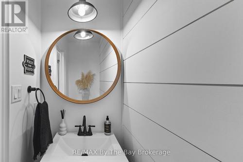 77 Lockerbie Crescent, Collingwood, ON - Indoor