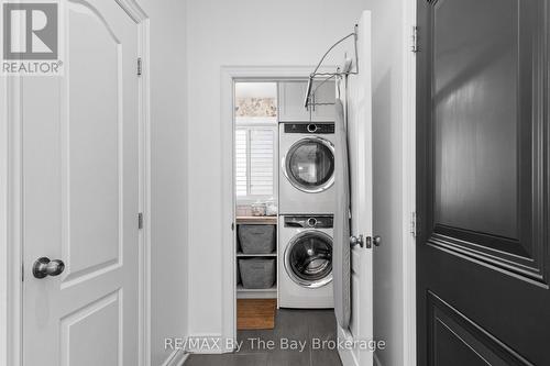 77 Lockerbie Crescent, Collingwood, ON - Indoor Photo Showing Laundry Room
