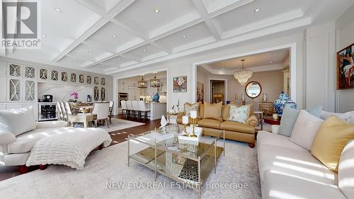187 Purple Creek Road, Vaughan, ON - Indoor Photo Showing Living Room