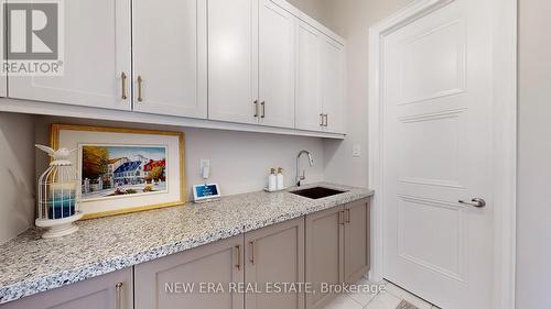 187 Purple Creek Road, Vaughan, ON - Indoor Photo Showing Kitchen