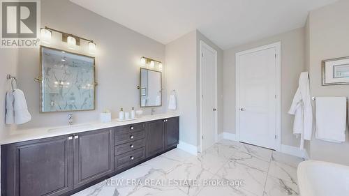 187 Purple Creek Road, Vaughan, ON - Indoor Photo Showing Bathroom