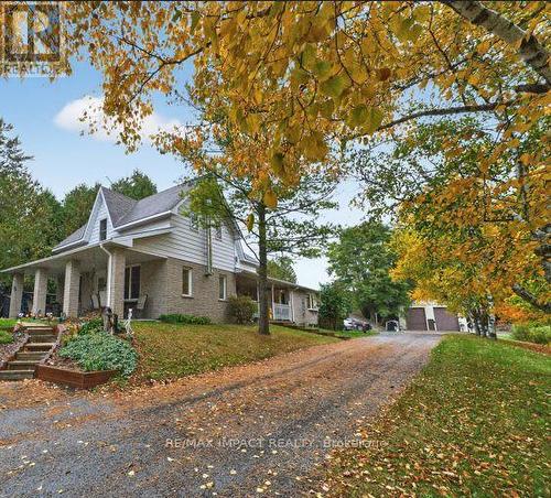 272 Raglan Road W, Oshawa, ON - Outdoor