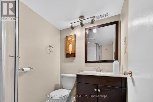 272 Raglan Road W, Oshawa, ON - Indoor Photo Showing Bathroom