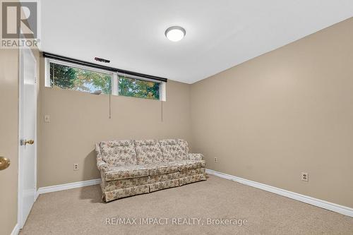 272 Raglan Road W, Oshawa, ON - Indoor Photo Showing Other Room