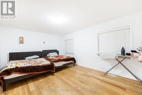 20 Cherry Taylor Avenue, Cambridge, ON - Indoor Photo Showing Bedroom