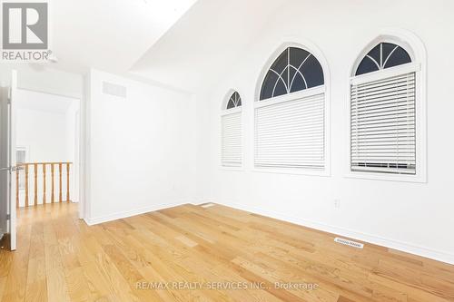 20 Cherry Taylor Avenue, Cambridge, ON - Indoor Photo Showing Other Room