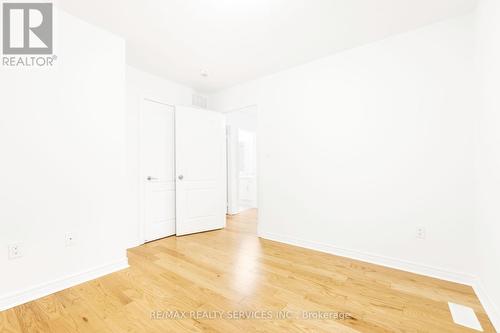 20 Cherry Taylor Avenue, Cambridge, ON - Indoor Photo Showing Other Room