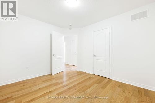 20 Cherry Taylor Avenue, Cambridge, ON - Indoor Photo Showing Other Room