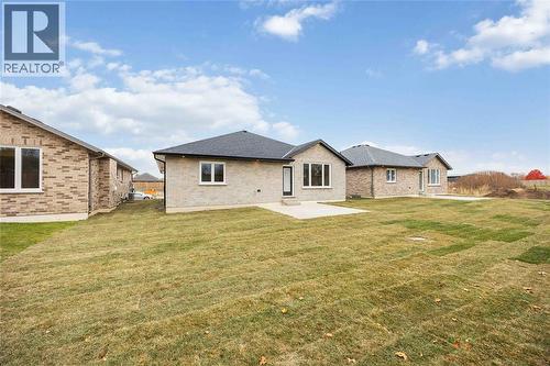 230 Nicholas Street, Sarnia, ON - Outdoor