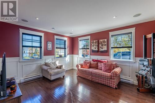 129 Seal Cove Road, Conception Bay South, NL - Indoor Photo Showing Living Room