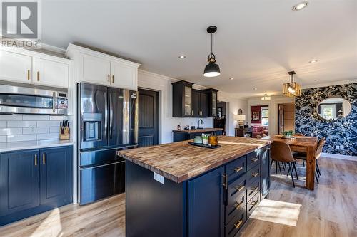 129 Seal Cove Road, Conception Bay South, NL - Indoor Photo Showing Kitchen With Upgraded Kitchen