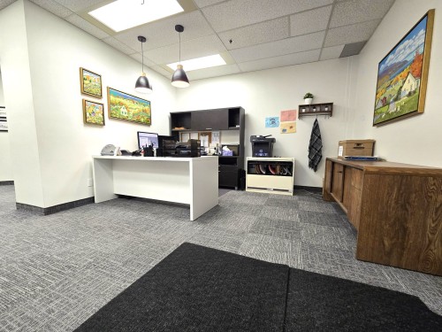 Réception - 425-4650 Boul. Des Laurentides, Laval (Vimont), QC - Indoor