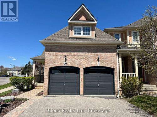 18 - 2295 Rochester Circle, Oakville, ON - Outdoor