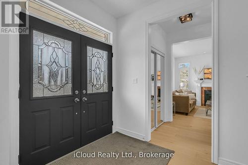 18 - 2295 Rochester Circle, Oakville, ON - Indoor Photo Showing Other Room