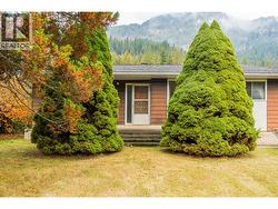 1535 Highway 3a Highway  Thrums, BC V1N 4M7