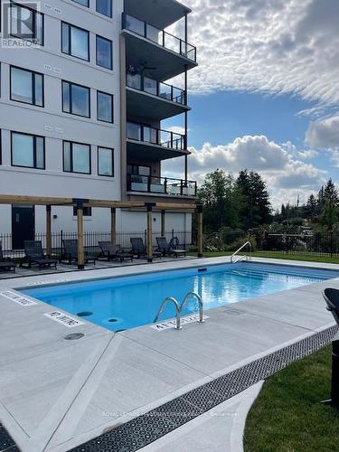 Ph1 - 19B West Street N, Kawartha Lakes, ON - Outdoor With In Ground Pool