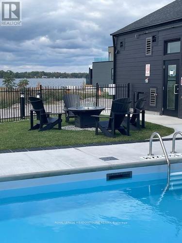 Ph1 - 19B West Street N, Kawartha Lakes, ON - Outdoor With In Ground Pool