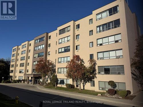 605 - 650 CHEAPSIDE STREET  London East (East C), ON N5Y 5J8