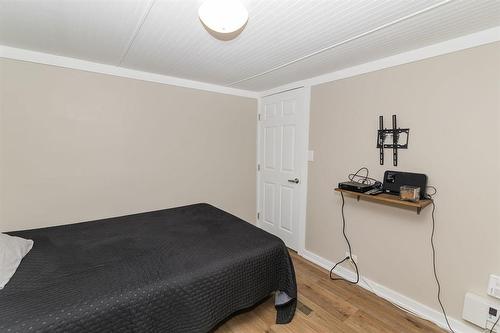 8 Mobile Street, Carman, MB - Indoor Photo Showing Bedroom