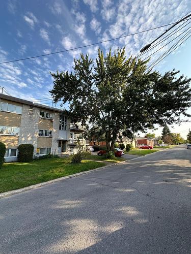 Façade - 3203  - 3207 Rue Adélaïde, Longueuil (Saint-Hubert), QC - Outdoor