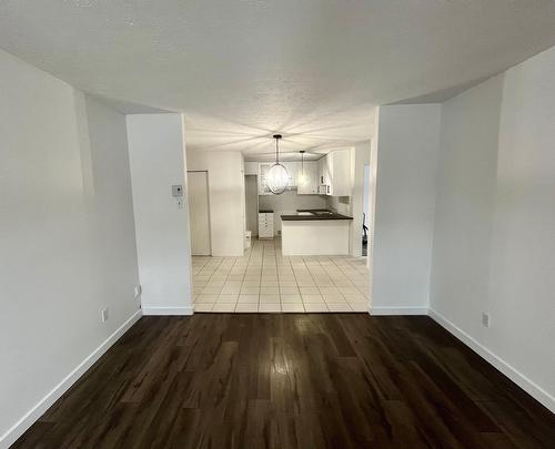 Salon - 201-45 Rue Beauséjour, La Prairie, QC - Indoor Photo Showing Other Room