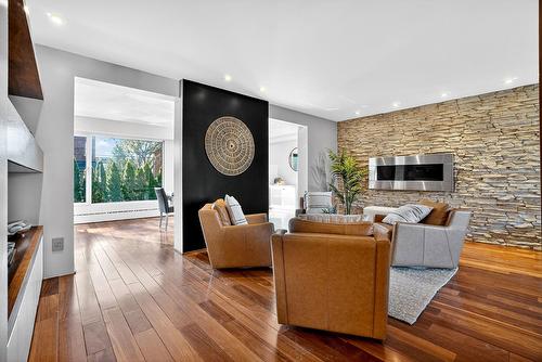 Salon - 1150 Rue Beatty, Montréal (Verdun/Île-Des-Soeurs), QC - Indoor Photo Showing Living Room With Fireplace