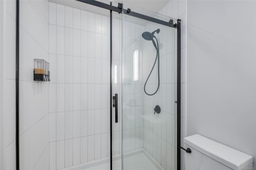 608-947 Whirlaway Cres, Langford, BC - Indoor Photo Showing Bathroom