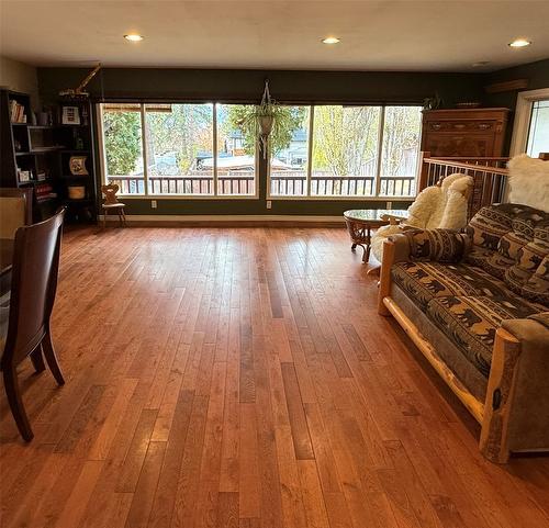 2934 Mission Wycliffe Road, Cranbrook, BC - Indoor Photo Showing Other Room