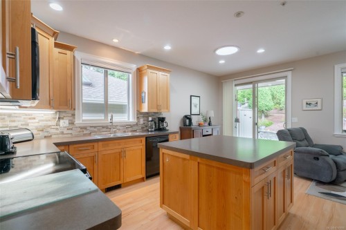 5981 Kaden Pl, Nanaimo, BC 