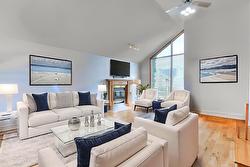 891 Rue Nelan  Longueuil (Greenfield Park), QC J4V 1A3