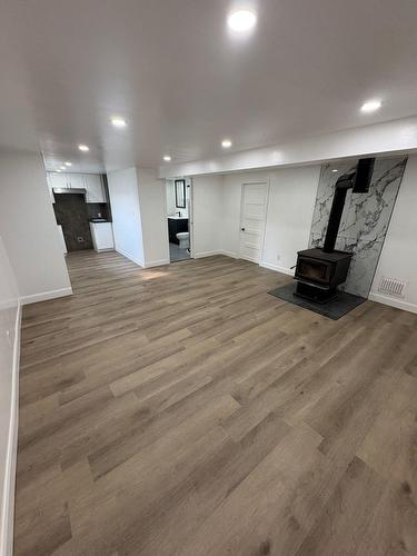 Salle familiale - 10515 Av. Garon, Montréal (Montréal-Nord), QC - Indoor