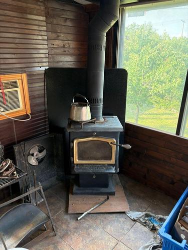 Solarium/Verrière - 10515 Av. Garon, Montréal (Montréal-Nord), QC - Indoor With Fireplace