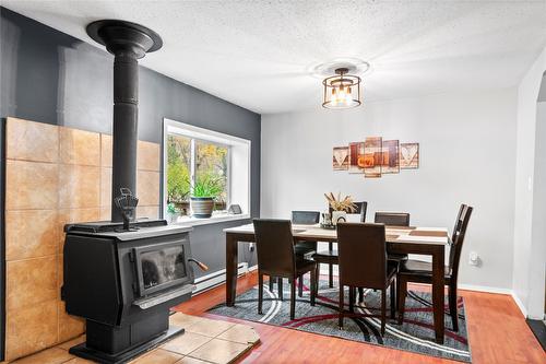 538 Taylor Way, Princeton, BC - Indoor Photo Showing Dining Room