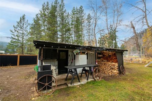 538 Taylor Way, Princeton, BC - Outdoor