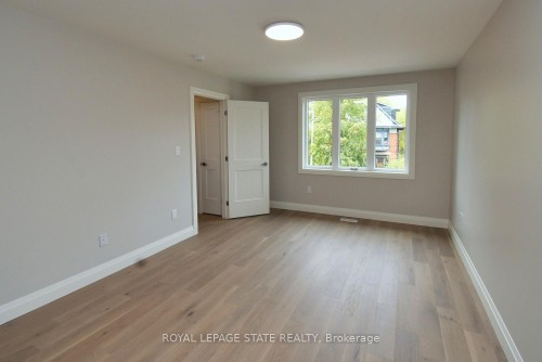 279 Hess Street S, Hamilton, ON - Indoor Photo Showing Other Room