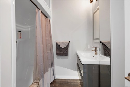 3885 Discovery Dr, Campbell River, BC 