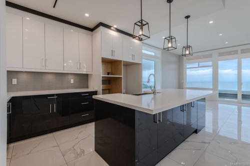 3887 Gulfview Dr, Nanaimo, BC 