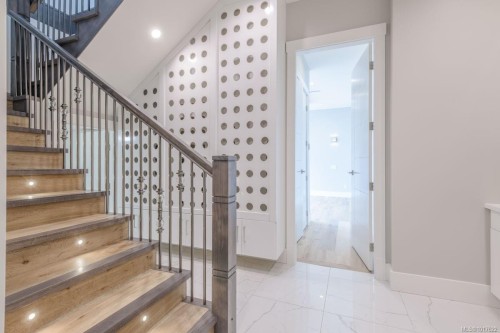 3887 Gulfview Dr, Nanaimo, BC 