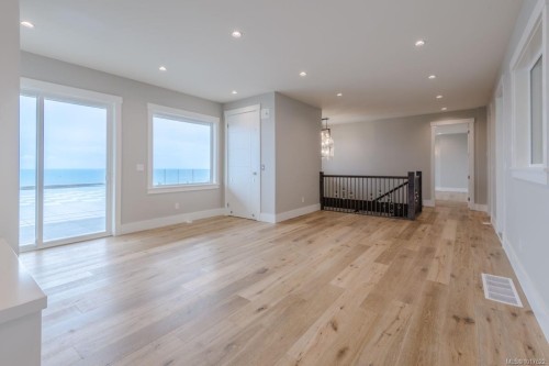 3887 Gulfview Dr, Nanaimo, BC 