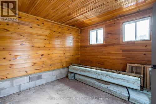 1111 Lakeshore Drive, Gravenhurst (Muskoka (S)), ON - Indoor Photo Showing Other Room