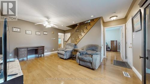 18770 Leslie Street, East Gwillimbury, ON - Indoor
