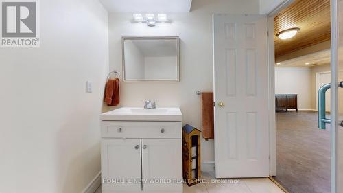 18770 Leslie Street, East Gwillimbury, ON - Indoor