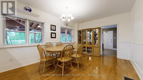 18770 Leslie Street, East Gwillimbury, ON - Indoor Photo Showing Dining Room