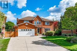 67 HORIZON COURT  Hamilton, ON L9B 1W9