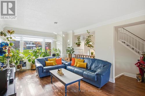7 - 765 Oklahoma Drive, Pickering, ON - Indoor Photo Showing Living Room