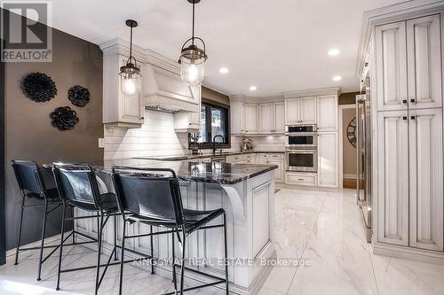 471 Scenic Drive, Hamilton, ON - Indoor Photo Showing Other Room