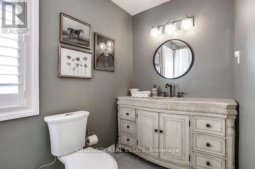 471 Scenic Drive, Hamilton, ON - Indoor Photo Showing Bathroom