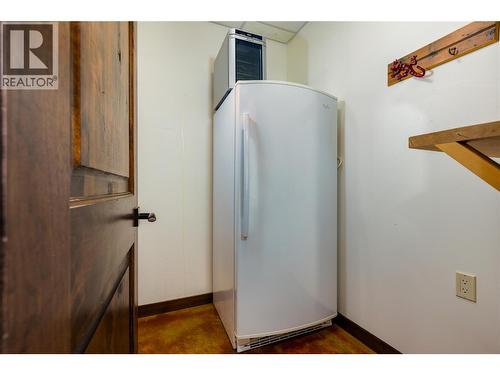 Original Photo - 2600 Wycliffe Park Road, Cranbrook, BC - Indoor